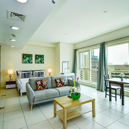 Luxury Escapes - Furnished Studio With Balcony In Royal Oceanic 迪拜 外观 照片